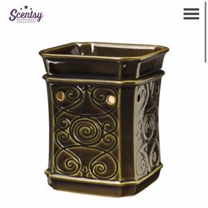 Scentsy Full Size Warmer